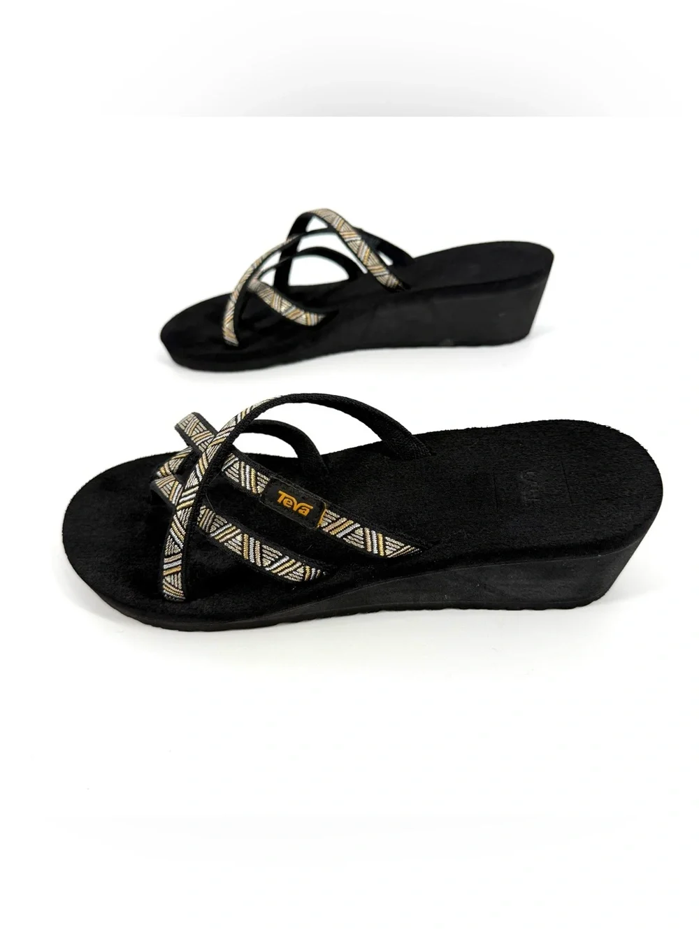 Teva Mush Mandlyn Wedge Sandals Womens Size 8 Black Gold Silver Flip Flops